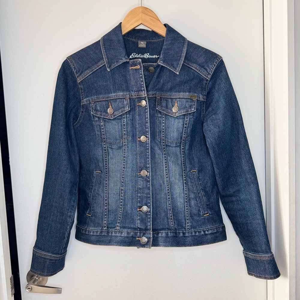 Eddie Bauer Women’s Dark Wash Denim w Stretch Jean Jacket SMALL